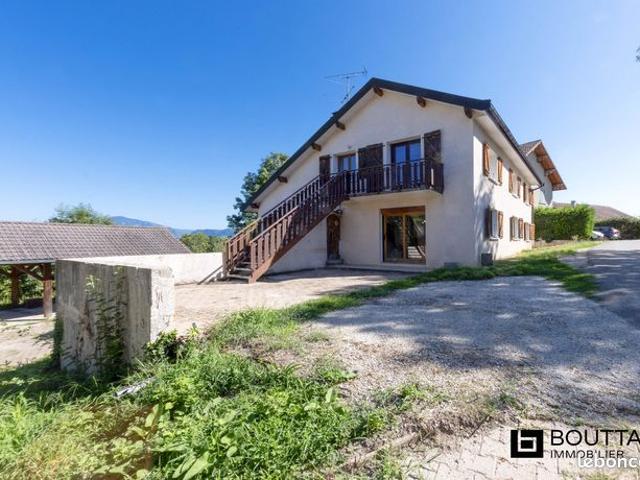 Maison 5 pièces 208 m²