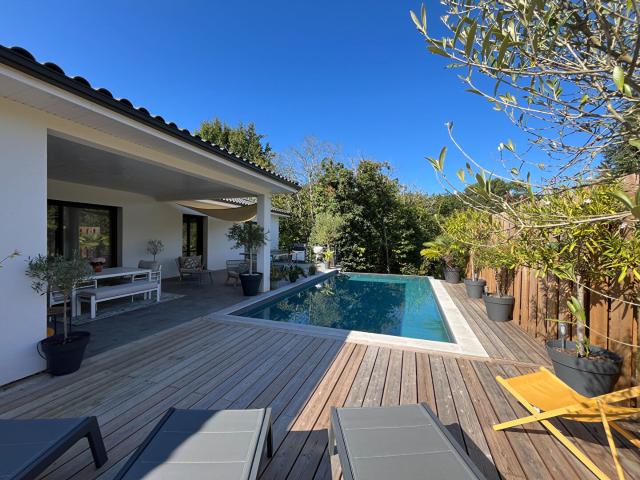 Maison 5 pièces 209 m²
