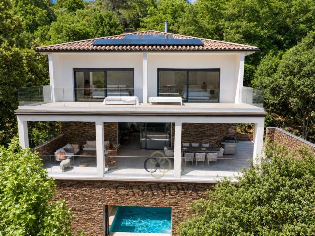 Maison 5 pièces 200 m²