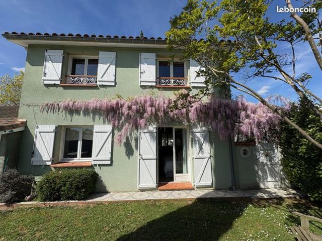 Maison 5 pièces 200 m²
