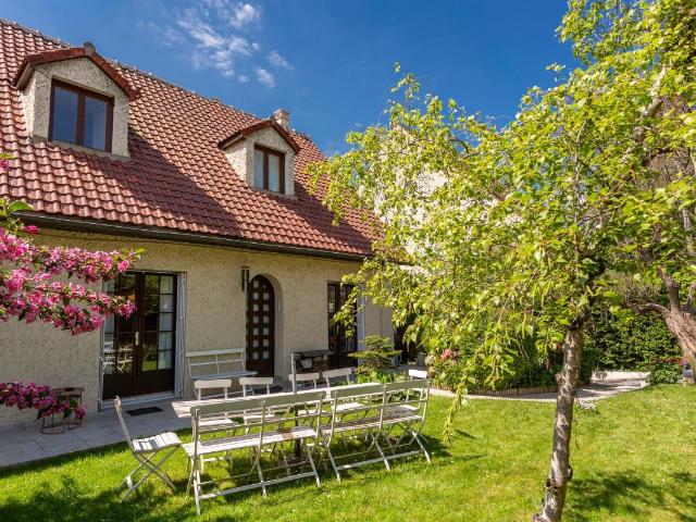 Maison 5 pièces 200 m²