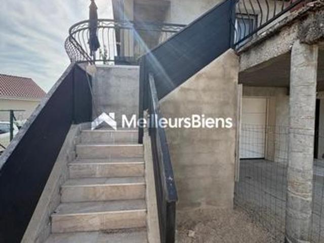Maison 5 pièces 200 m²