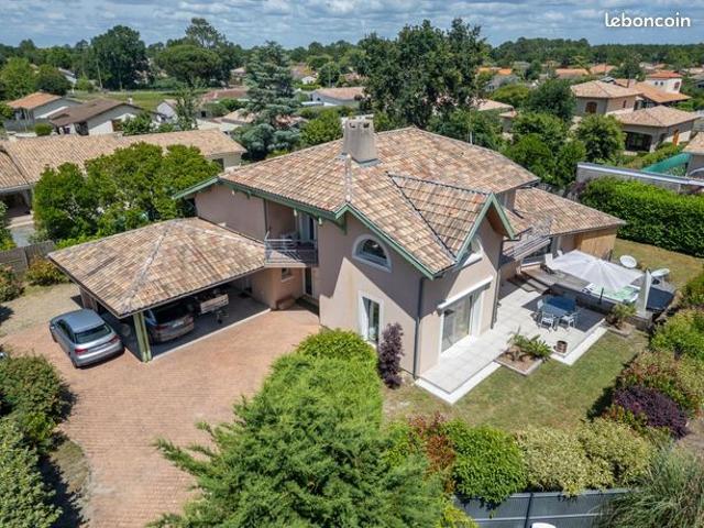 Maison 5 pièces 200 m²