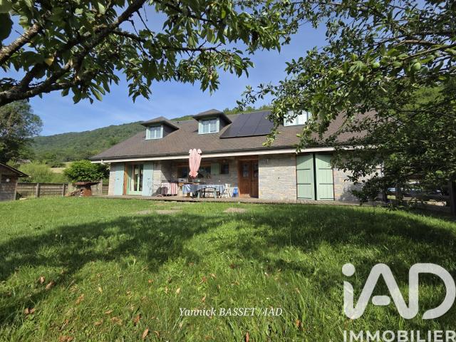 Maison 5 pièces 200 m²