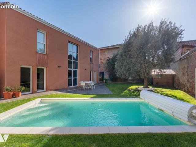 Maison 5 pièces 200 m²