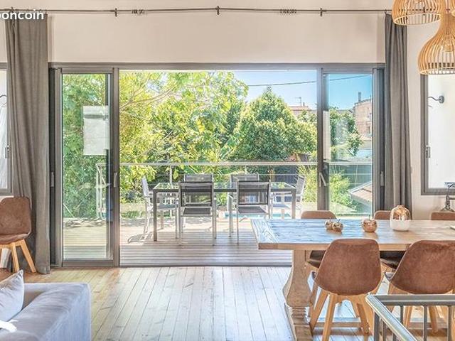 Maison 5 pièces 200 m²