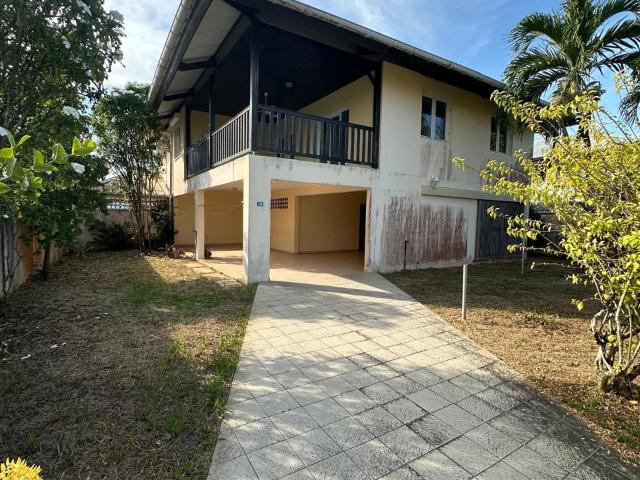 Maison 5 pièces 200 m²