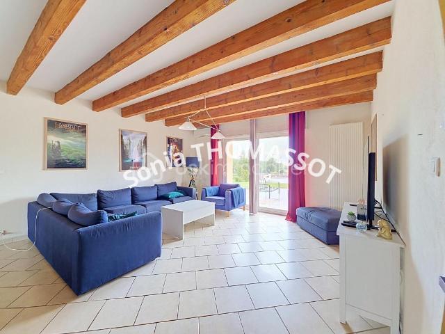 Maison 5 pièces 200 m²