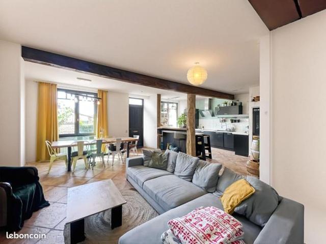 Maison 5 pièces 200 m²