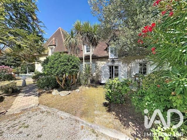 Maison 5 pièces 200 m²