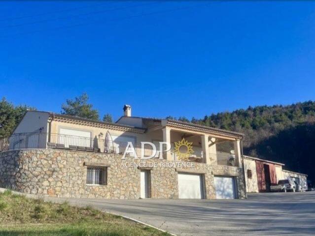 Maison 5 pièces 200 m²