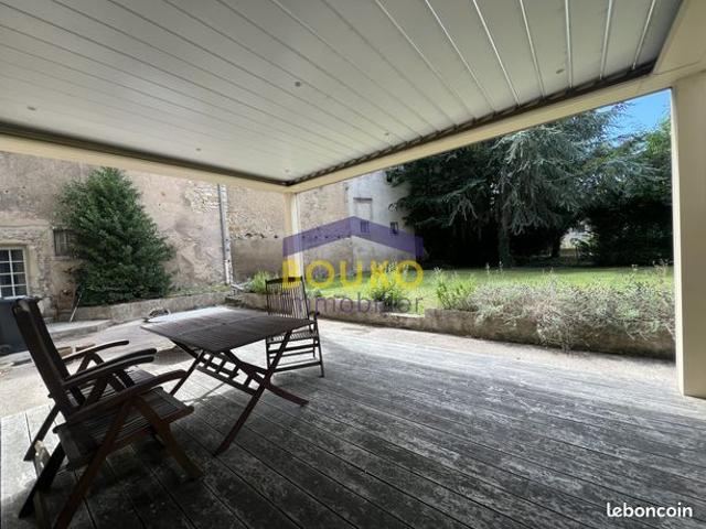 Maison 5 pièces 200 m²