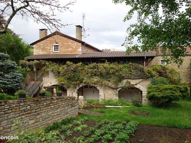 Maison 5 pièces 200 m²