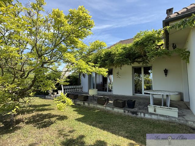 Maison 5 pièces 200 m²