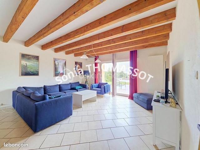 Maison 5 pièces 200 m²