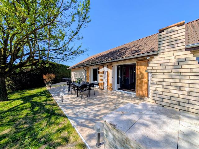 Maison 5 pièces 200 m²