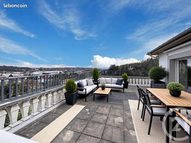 Maison 5 pièces 200 m²