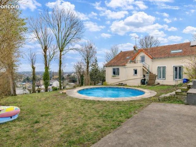 Maison 5 pièces 200 m²