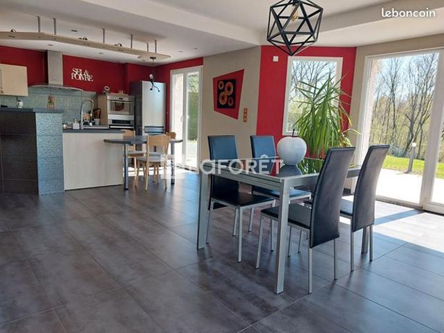 Maison 5 pièces 200 m²