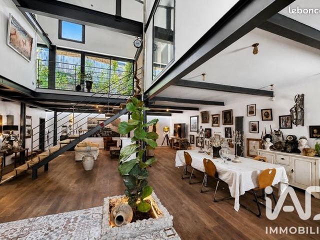 Maison 5 pièces 200 m²