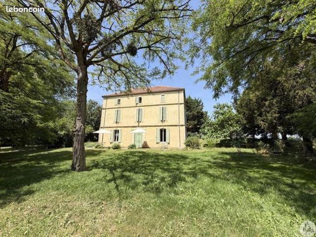 Maison 5 pièces 200 m²