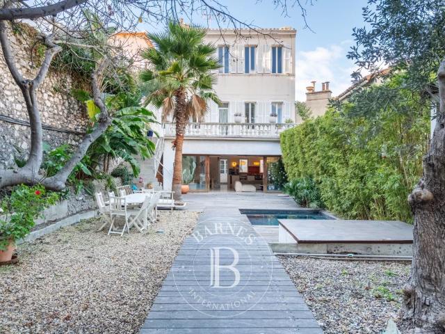 Maison 5 pièces 200 m²