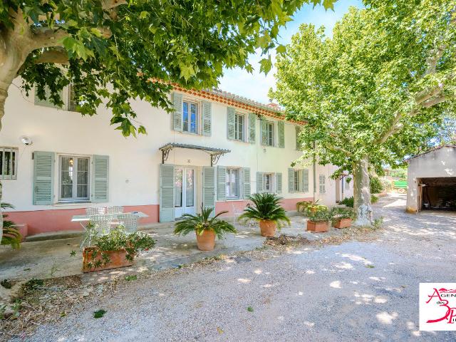 Maison 5 pièces 200 m²