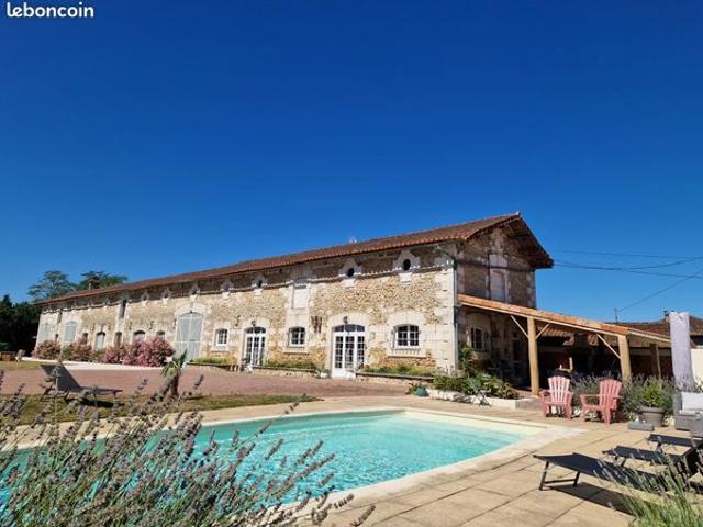 Maison 5 pièces 200 m²