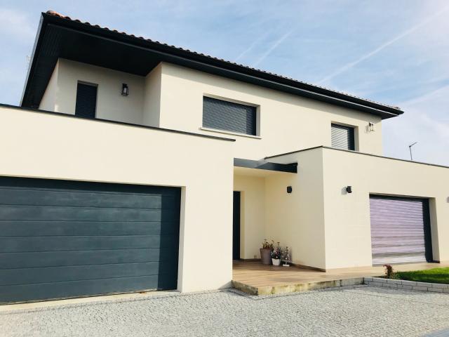 Maison 5 pièces 200 m²