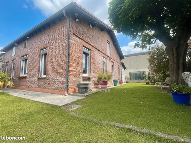 Maison 5 pièces 200 m²