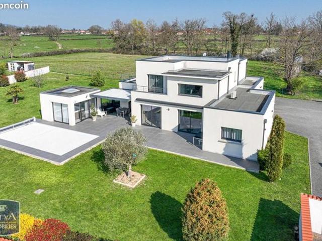 Maison 5 pièces 200 m²