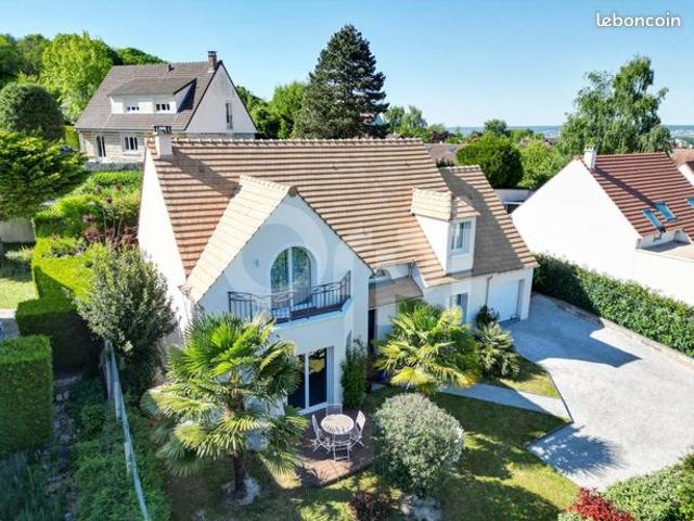 Maison 5 pièces 201 m²