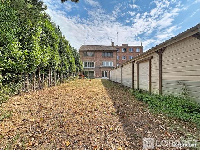 Maison 5 pièces 201 m²