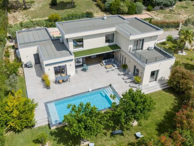 Maison 5 pièces 201 m²