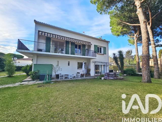 Maison 5 pièces 202 m²