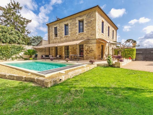 Maison 5 pièces 202 m²