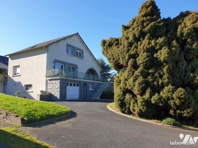 Maison 5 pièces 202 m²