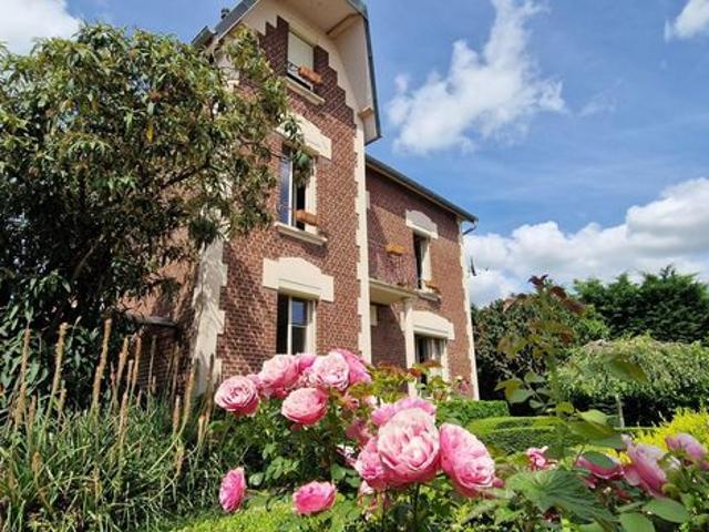 Maison 5 pièces 203 m²
