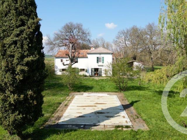 Maison 5 pièces 203 m²