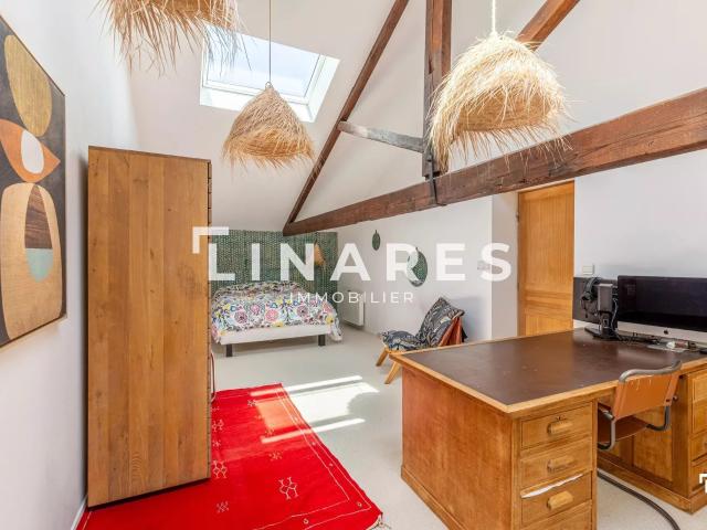 Maison 5 pièces 203 m²