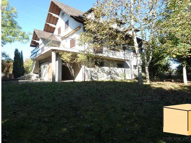 Maison 5 pièces 203 m²