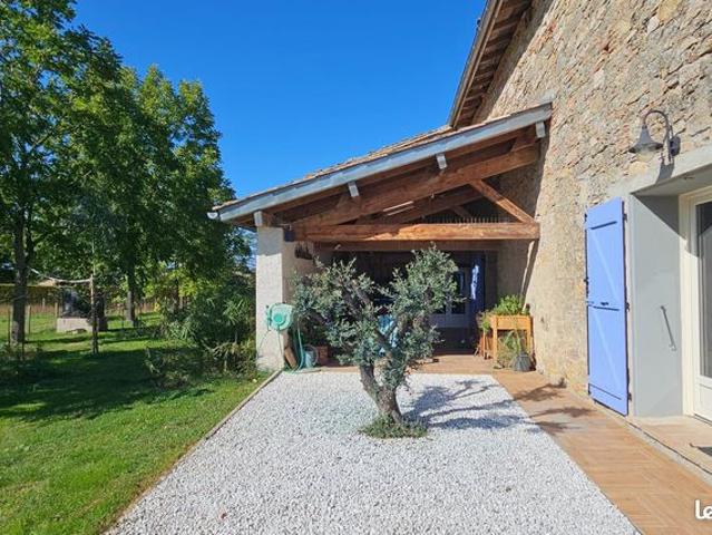 Maison 5 pièces 214 m²