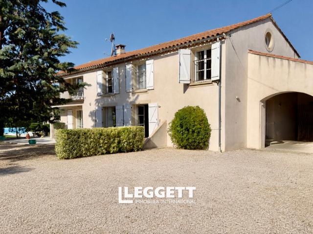 Maison 5 pièces 214 m²