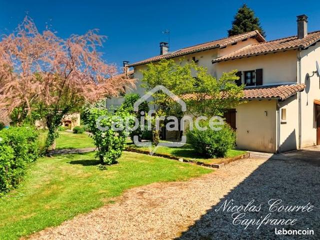 Maison 5 pièces 214 m²