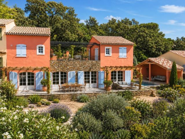 Maison 5 pièces 214 m²