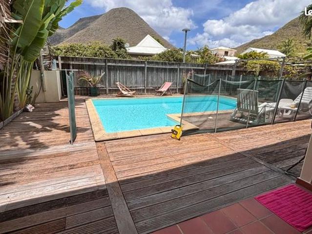 Maison 5 pièces 214 m²