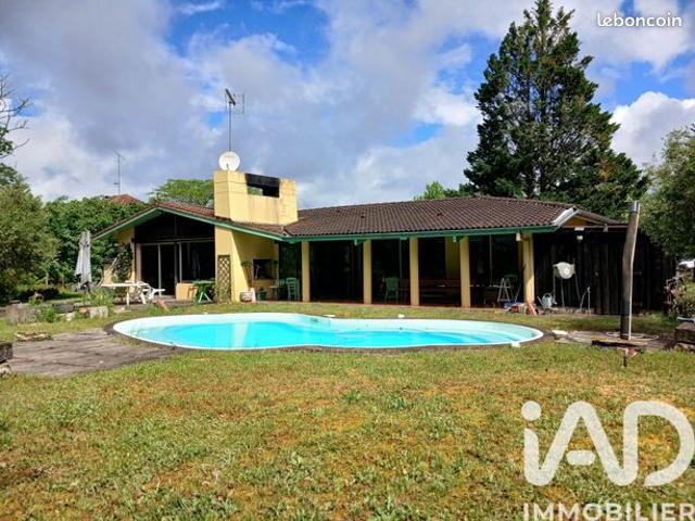 Maison 5 pièces 214 m²