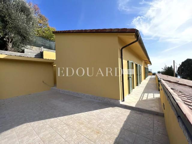 Maison 5 pièces 215 m²