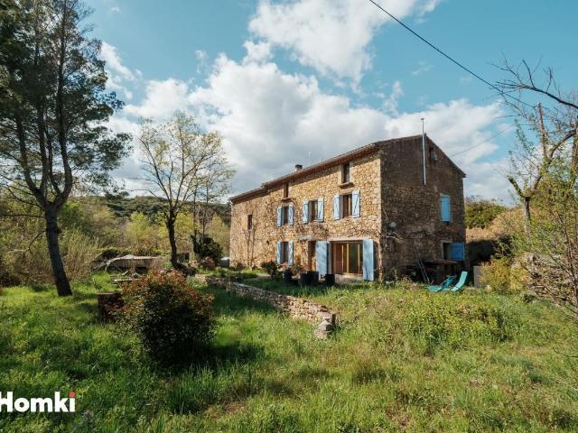 Maison 5 pièces 215 m²