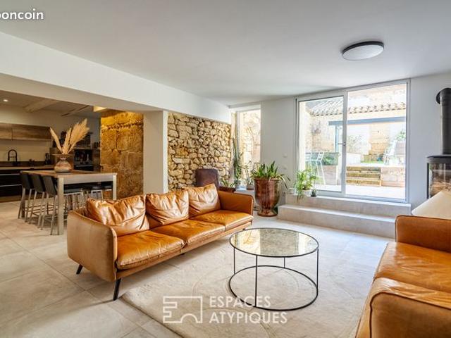 Maison 5 pièces 215 m²